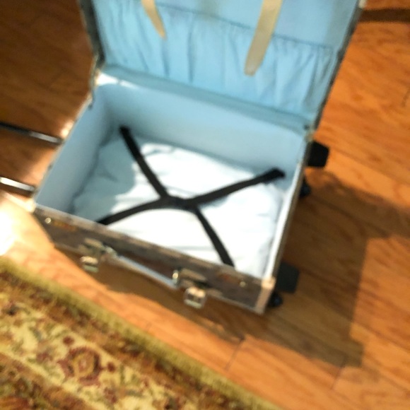 Meet your Posher, Marlene - Picture 8 of 10